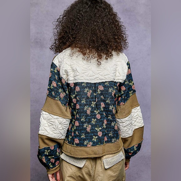 NEW POL Indigo Quilted Floral Patchwork Jacket Boho Shacket Oversized Size Small - Picture 3 of 3